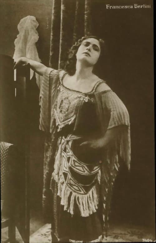 Ivonne, la bella danzatrice poster